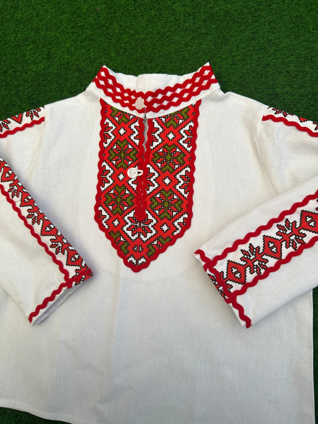 Детска риза “Родова нишка “
