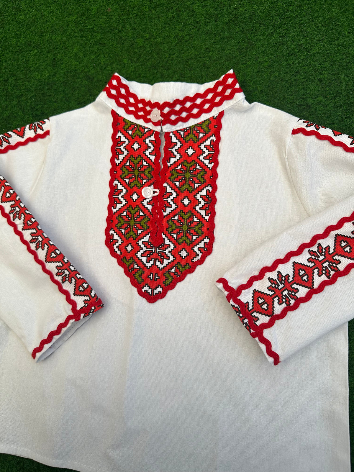 Детска риза “Родова нишка “