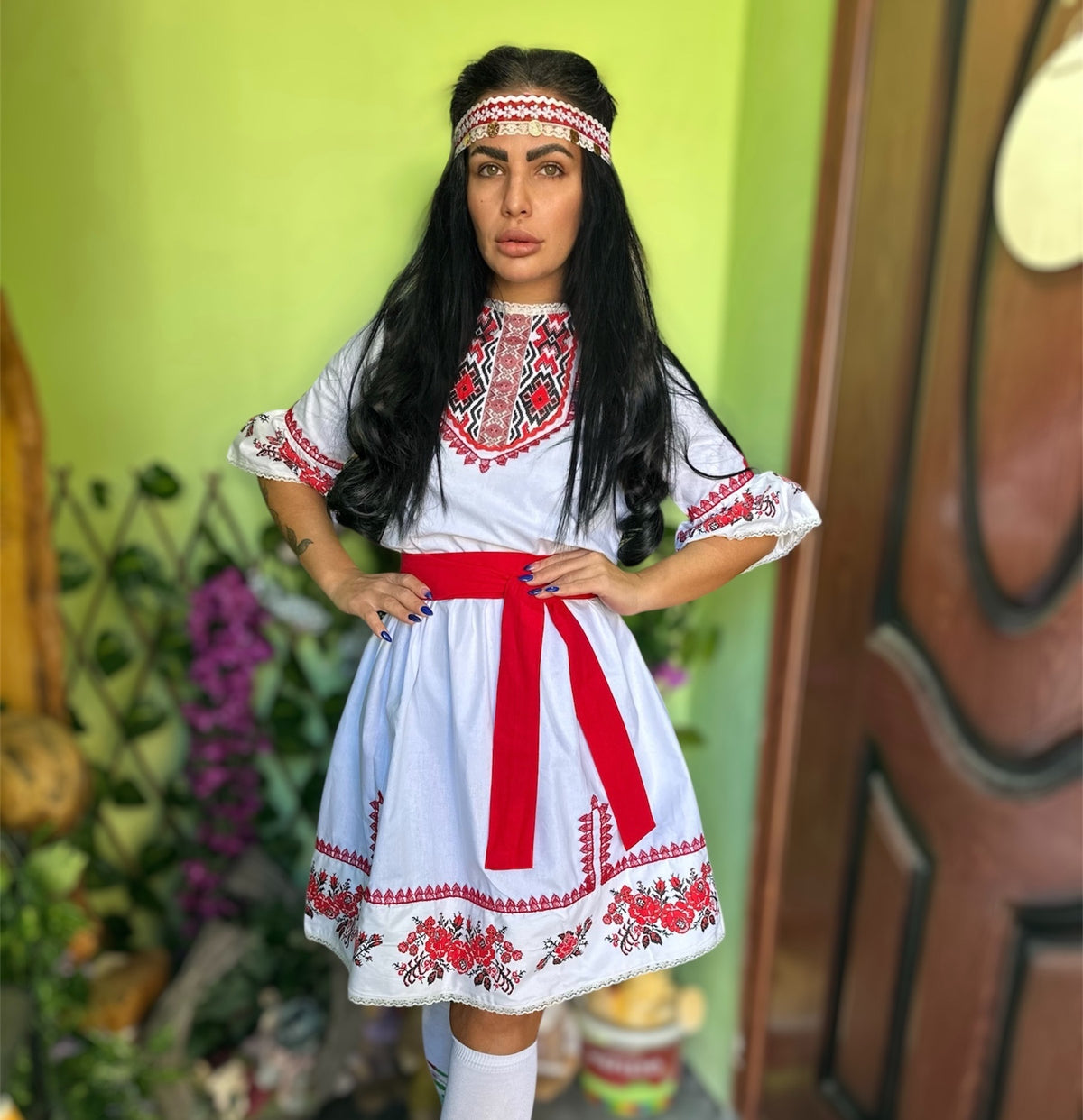 Дамска народна рокля „Българска гордост““ - Бяла