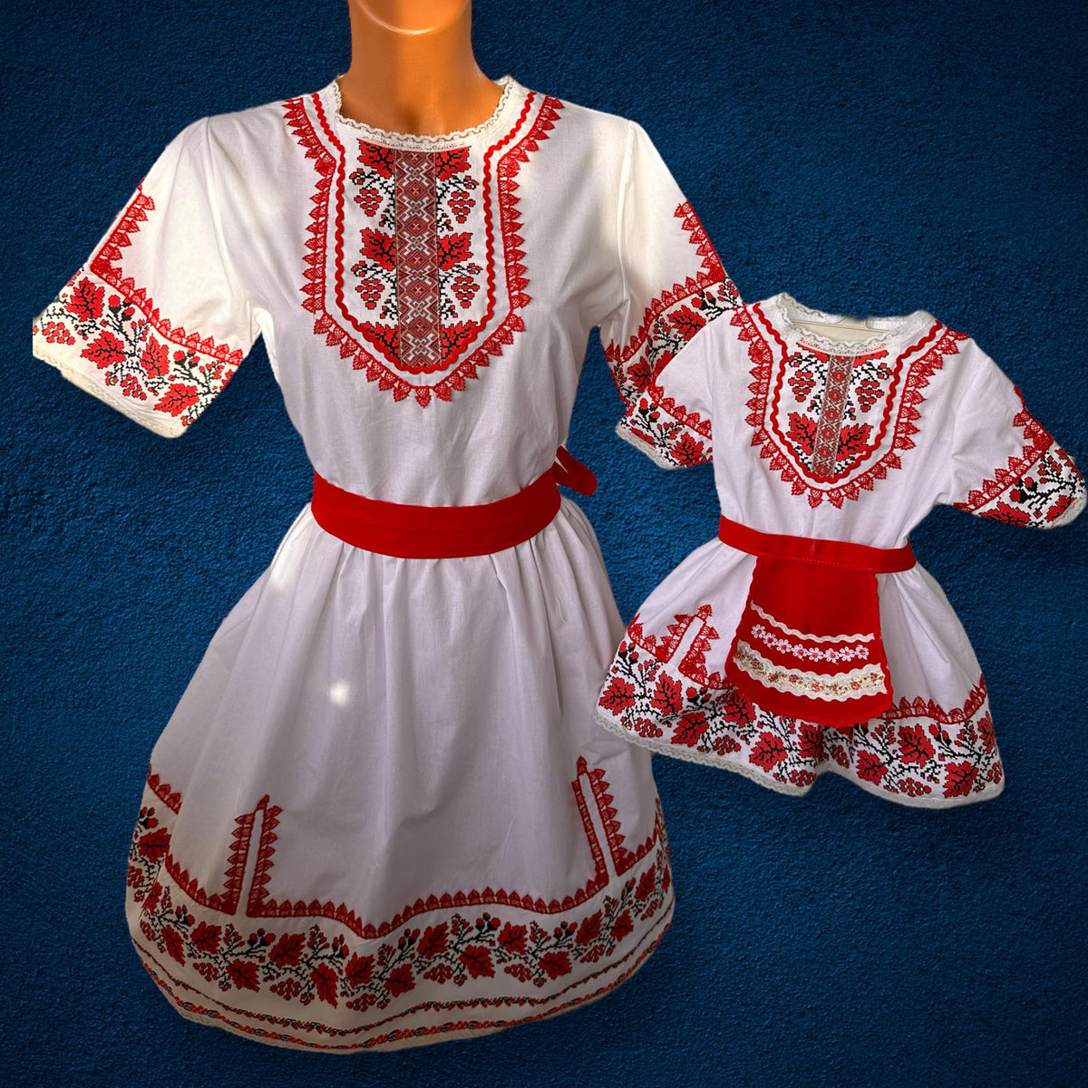 Дамска народна рокля „Нишка от Корена“ - Бяла